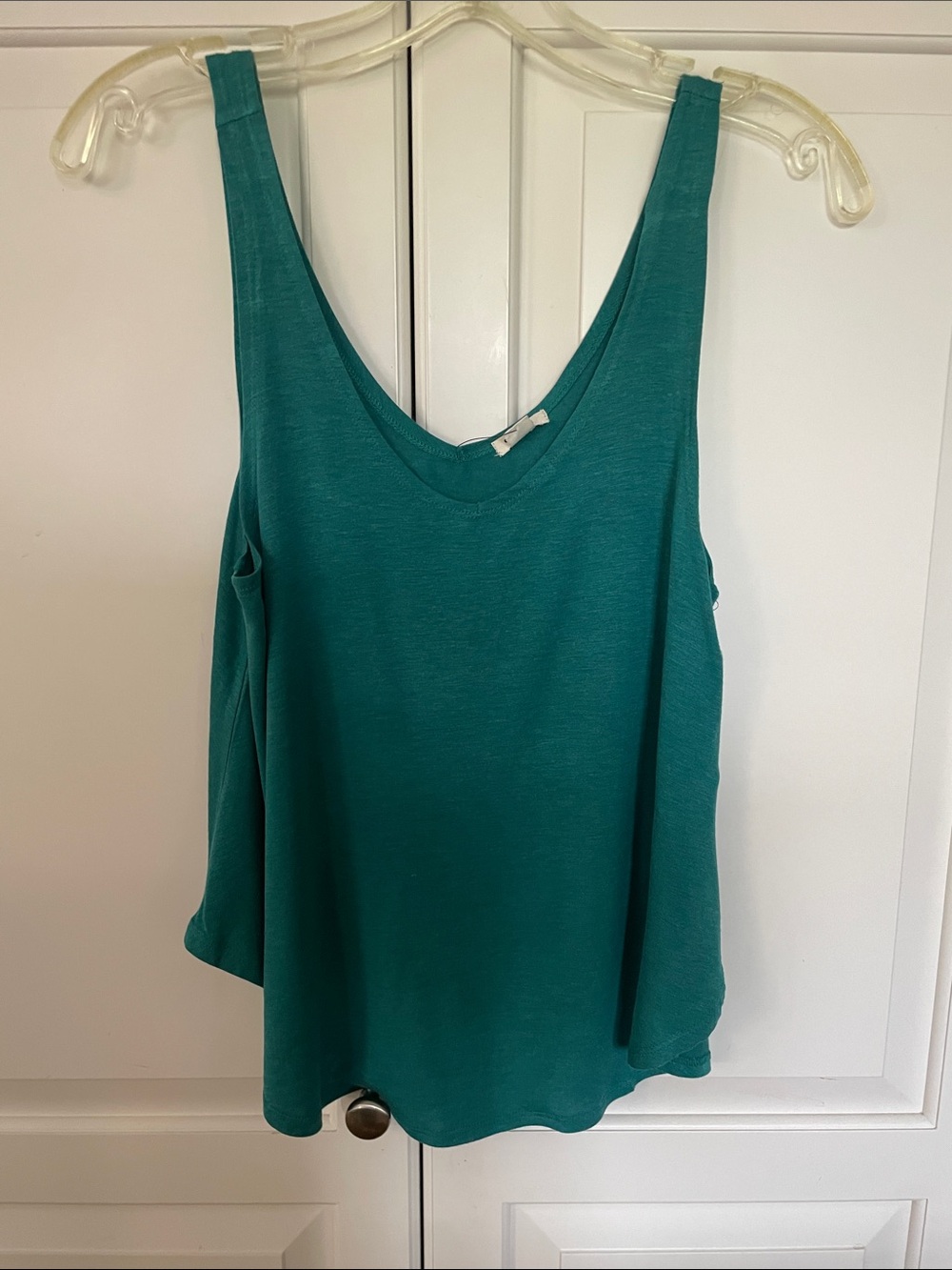 NWT Emerald Green Garage  Flowy Lightweight Tank Top